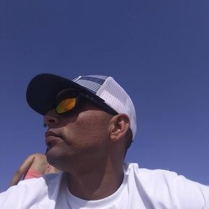 Meet your Posher, Cesar